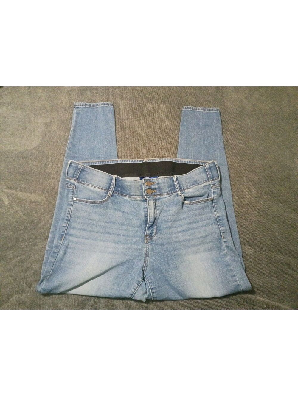 APT. 9 Women's Light Blue Skinny Jeans Size 16